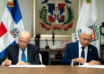 Senado de la República firma convenio de colaboración interinstitucional con UNICARIBE