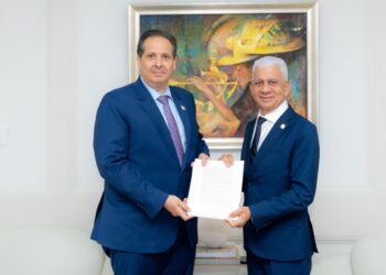 Presidente del Senado recibe del ministro de Salud Pública propuesta modificación a Ley de Salud Mental
