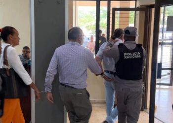 Apresan tres personas en Puerto Plata por estafa inmobiliaria del Proyecto Paraíso Dorado DM & R SRL