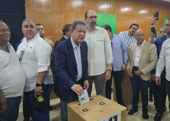 Fuerza del Pueblo concluye votaciones internas; primer boletín saldrá esta noche a las 8