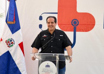 Víctor Atallah lleva jornada médica «Más Salud y Bienestar» a San José de Ocoa