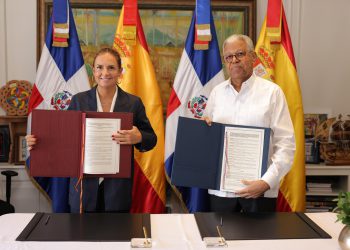 MIREX firma memorando de entendimiento con el Reino de España para impulsar el uso del idioma español en el ámbito diplomático.