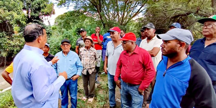 Rodríguez Pimentel se reúne en San Juan con productores y pide más recursos para ese valle