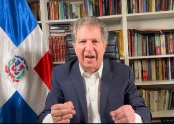 Frente Cívico y Social critica gobierno por la acción de transferir 12 mil 500 millones de pesos del Idoppril para corrupción del senasa.