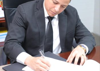 Carta a Luis Abinader del Diputado Luis Báez: denuncia corrupción policial, represalias.