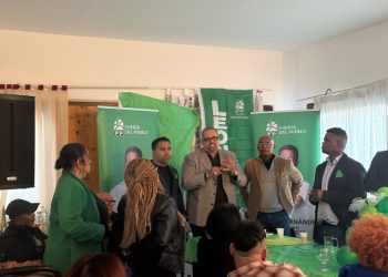 Manolo Infante fortalece Unidad de la Fuerza del Pueblo en Ancona-Italia, en recorrido por la Península.
