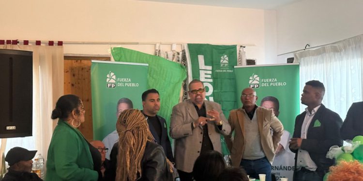 Manolo Infante fortalece Unidad de la Fuerza del Pueblo en Ancona-Italia, en recorrido por la Península.