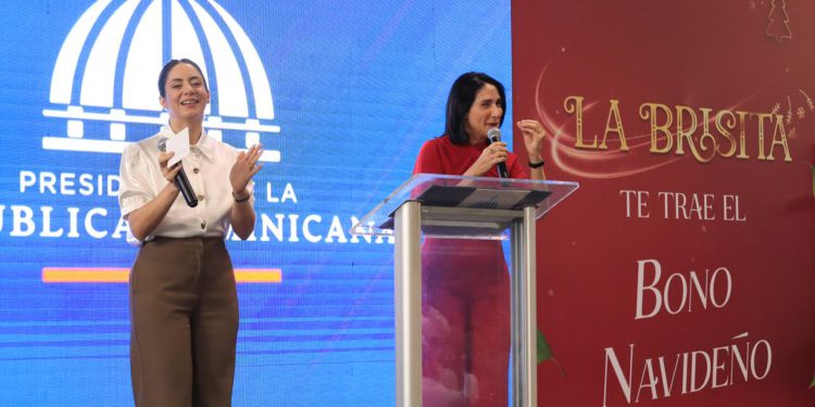 Gobierno despliega entrega simultánea del Bono Navideño 2025 en cinco puntos del país
