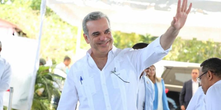 Gobierno abre licitación nacional para el diseño y construcción de la nueva Autopista del Ámbar