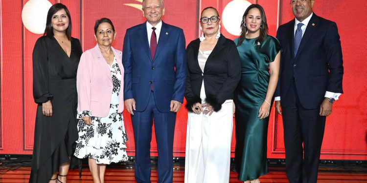 Banreservas reafirma liderazgo en el Cibao con una cartera de RD$135 mil millones destinada a sectores productivos