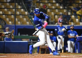 Licey remonta en el séptimo y frena racha negativa con victoria 6-3 sobre los Toros del Este