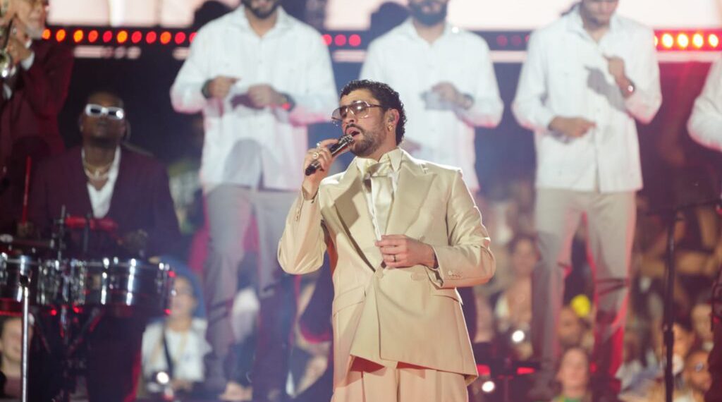 Bad Bunny destaca el papel de República Dominicana en el inicio de su carrera y agradece el apoyo del público dominicano