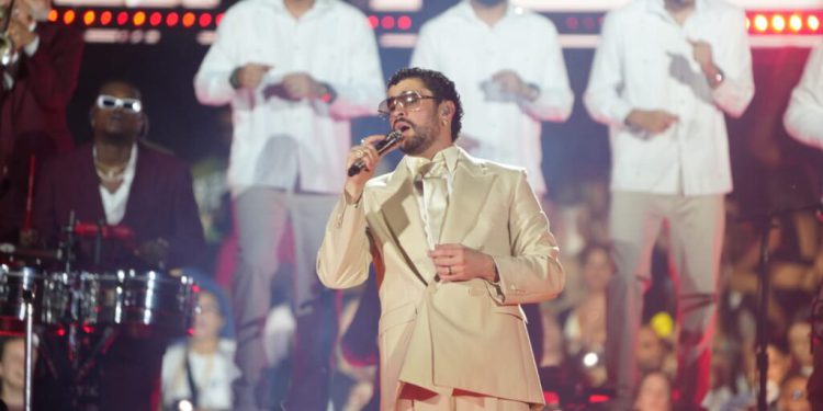 Bad Bunny destaca el papel de República Dominicana en el inicio de su carrera y agradece el apoyo del público dominicano