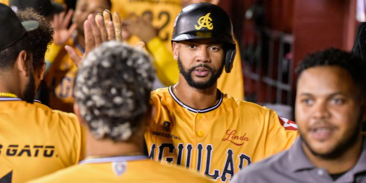Águilas Cibaeñas dominan en la ruta y extienden su liderato con triunfo 6-1 sobre los Gigantes