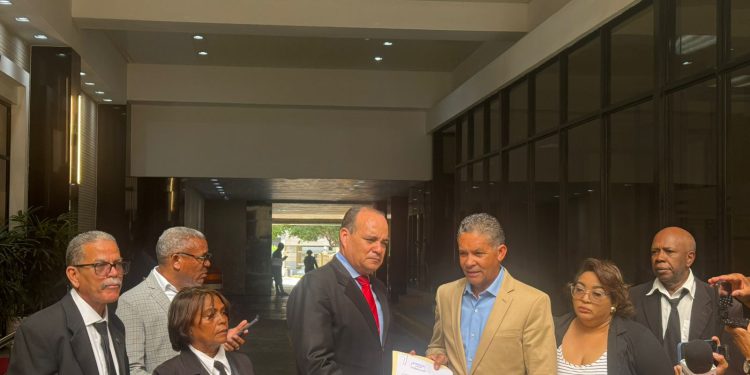 Fundación Primero Justicia alerta que propuesta de reforma procesal amenaza garantías constitucionales
