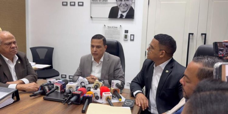 Diputados avanzan en la reforma al Código Procesal Penal para cumplir plazo fijado por el Tribunal Constitucional