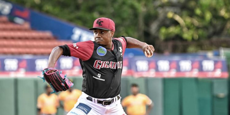 Gigantes del Cibao definen su rotación de abridores para una semana clave en la temporada