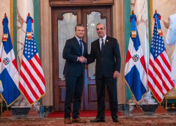 SECRETARIO DE DEFENSA DE EE. UU., PETE HEGSETH, REAFIRMA RESPALDO A REPÚBLICA DOMINICANA Y RECONOCE LIDERAZGO DE ABINADER EN LUCHA CONTRA EL NARCOTRÁFICO