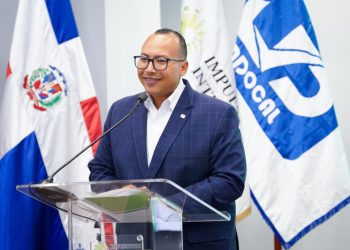 Director de Pasaportes anuncia traslado de la institución, pero evita precisar detalles del nuevo local