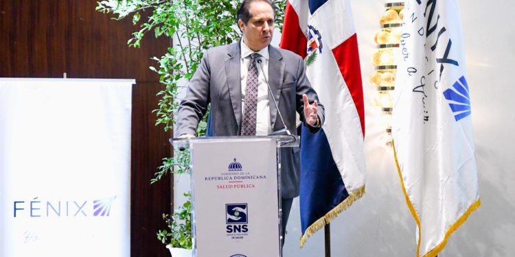Víctor Atallah alerta sobre dependencia a las pantallas en simposio «Adicción Más Allá de las Sustancias»