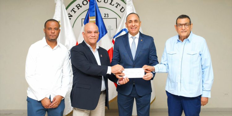 Seguros Reservas impulsa la preservación histórica de San Pedro de Macorís con importante donativo para evaluación del antiguo edificio de la UCE
