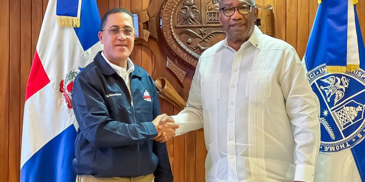 infraestructura escolar y uasd firman acuerdo para impulsar programa de pasantías en ingeniería el convenio integrará a egresados de ingeniería y arquitectura