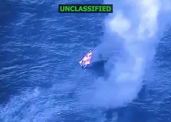 Ataques marítimos de EE. UU. dejan decenas de embarcaciones destruidas y numerosas víctimas en Caribe y Pacífico