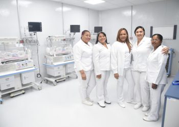 REPÚBLICA DOMINICANA ENFRENTA DÉFICIT CRÍTICO DE ENFERMERÍA: SE REQUIEREN MÁS DE 48 MIL PROFESIONALES PARA CUBRIR DEMANDA