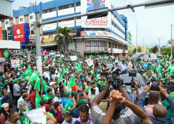 Multitudinaria Marcha del Pueblo llena las calles de la capital en demanda de soluciones sociales