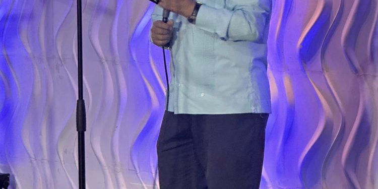 Félix Antonio destaca con sólida participación en el escenario del festival