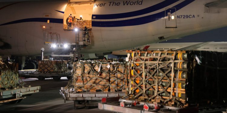 Italia se distancia del plan de la OTAN para adquirir armas estadounidenses destinadas a Ucrania