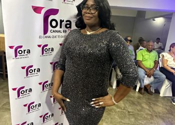 Diana Castro aporta talento y presencia artística en jornada cultural