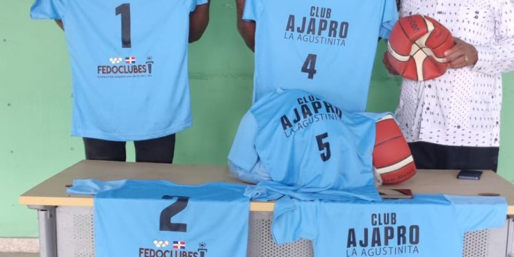 FEDOCLUBES impulsa el deporte comunitario con entrega de utilerías al Club AJAPRO