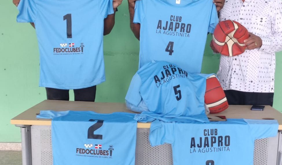 FEDOCLUBES impulsa el deporte comunitario con entrega de utilerías al Club AJAPRO