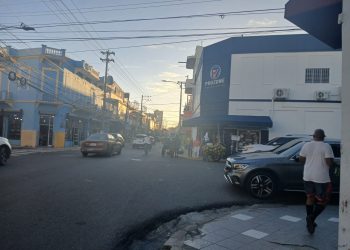 Comerciantes alertan sobre el progresivo deterioro de la avenida Mella y el cierre masivo de negocios