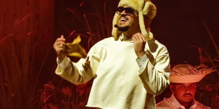 Bad Bunny marca un hito en 2025 al llevar la música urbana a sus raíces caribeñas