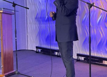 Manuel Sanabia Impresiona con su Actuación en el Festival de la Voz