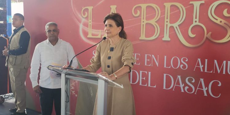 Coloración verde en la presa de Hatillo despierta alertas ambientales en Sánchez Ramírez