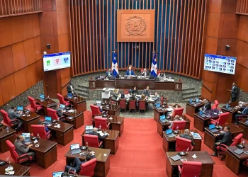 Congresistas llaman a profundizar investigaciones tras decisiones judiciales en proceso vinculado a SeNaSa