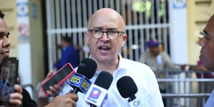 EXPROCURADOR FRANCISCO DOMÍNGUEZ BRITO ADVIERTE QUE LA PROPUESTA DE REFORMA AL CÓDIGO PROCESAL PENAL DEBILITARÍA LA JUSTICIA PENAL