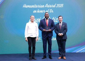 David Ortiz recibe el Humanitarian Award 2025 en reconocimiento a su labor a favor de la niñez vulnerable