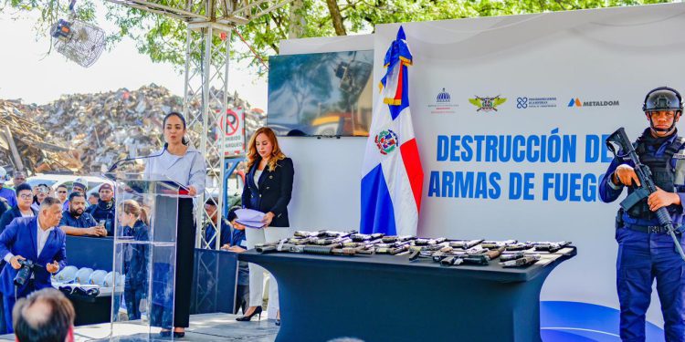 MIP y Metaldom destruyen 3,945 armas de fuego para reforzar la seguridad nacional