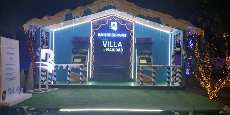 PRESIDENTE ABINADER DEJA ABIERTA LA “VILLA NAVIDAD 2025” EN EL CENTRO OLÍMPICO