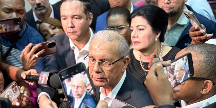 Danilo Medina llama a evaluar a los líderes por su trayectoria y no por discursos circunstanciales