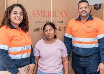 Familias reciben capital semilla de Barrick para emprender negocios propios