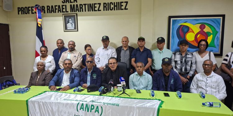 Agronomos marcharan al Palacio Nacional el 12 de febrero
