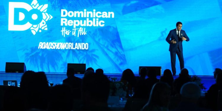 República Dominicana logra compromisos de inversión histórica por RD$855,680 millones en FITUR 2026