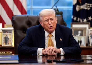 Trump reaviva tensión internacional al insistir en control de Groenlandia y amenazar con aranceles a Europa