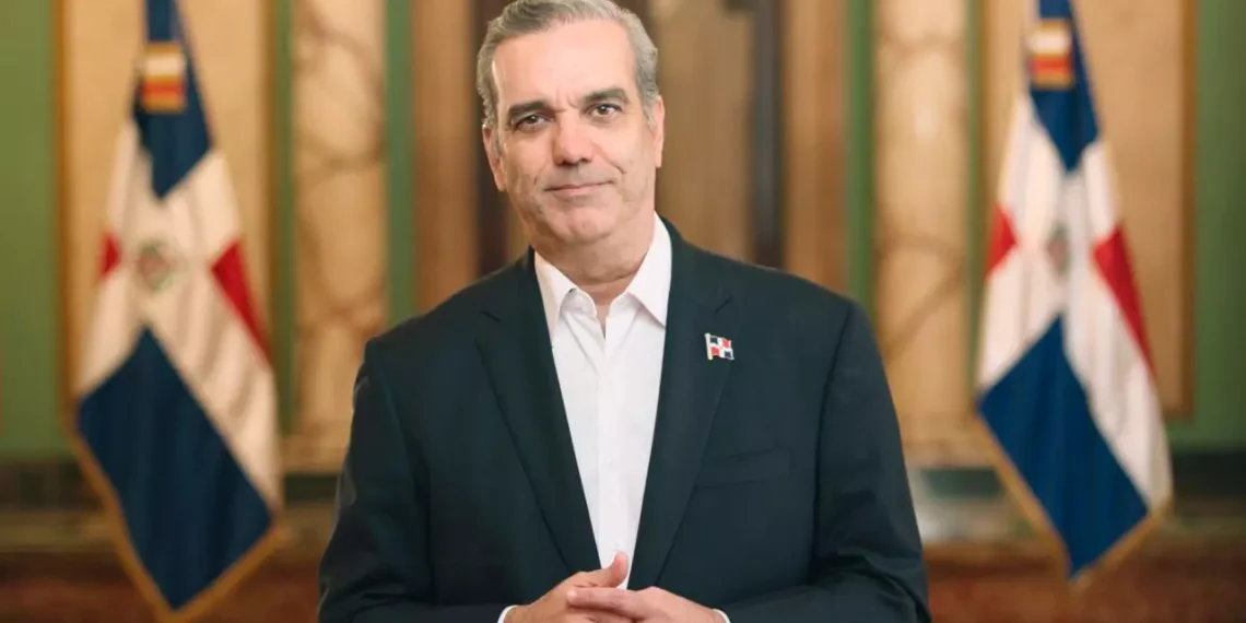 PRESIDENTE LUIS ABINADER SE RECUPERA SATISFACTORIAMENTE DE UN RESFRIADO VIRAL