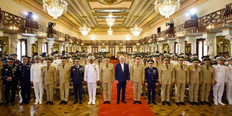 Presidente Abinader dice que gracias al fortalecimiento y trabajo de las Fuerzas Armadas y la Policía Nacional la República Dominicana se consolida como un faro de paz en la región